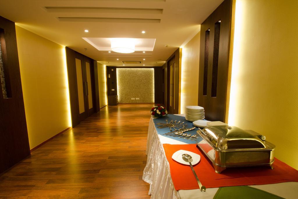 Calangute Towers - Am Hotel Kollection Exterior foto